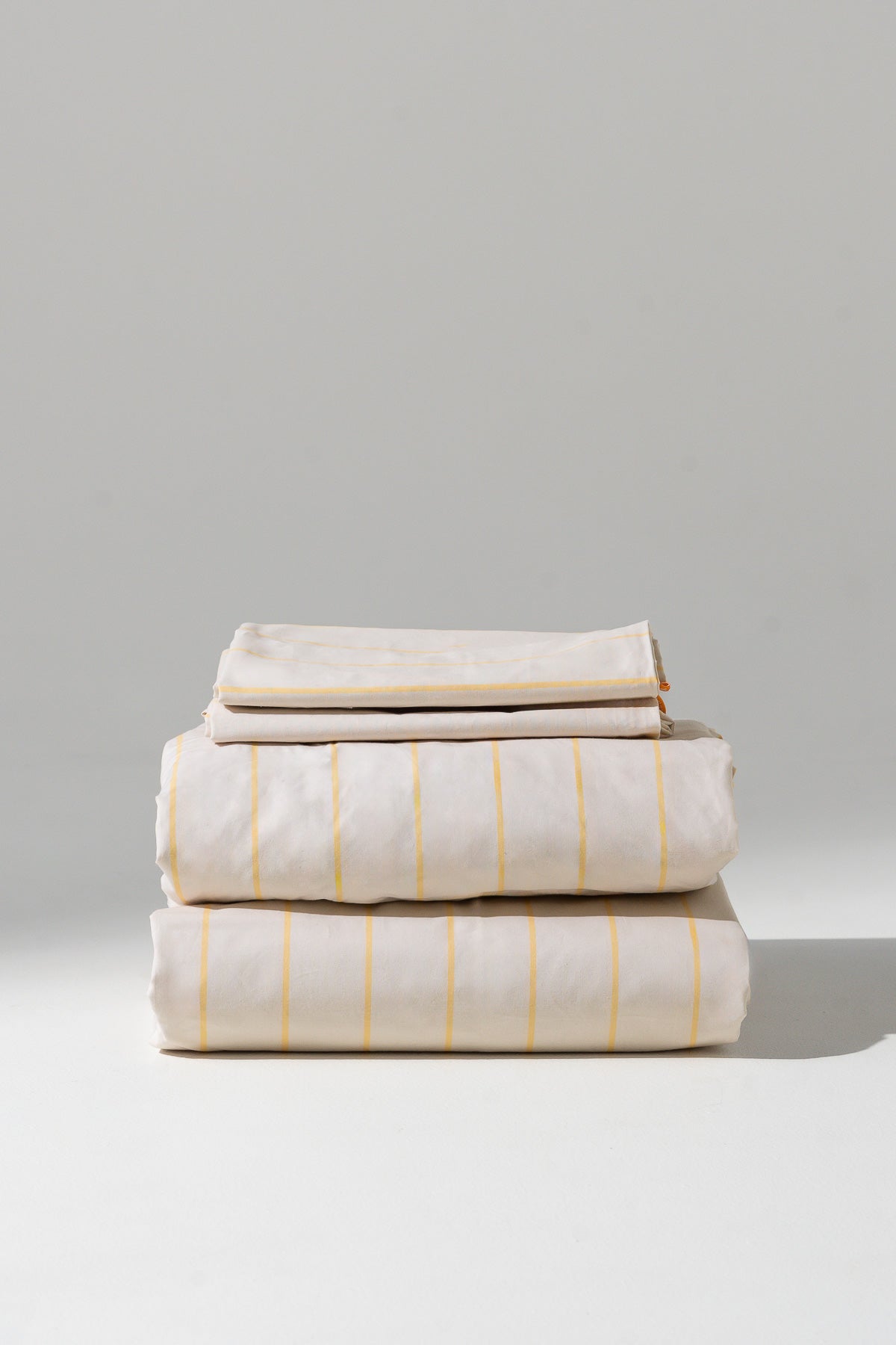 100% Cotton Bed Sheet Set w/ 2 Pillow Cases - SOLEIL Yellow