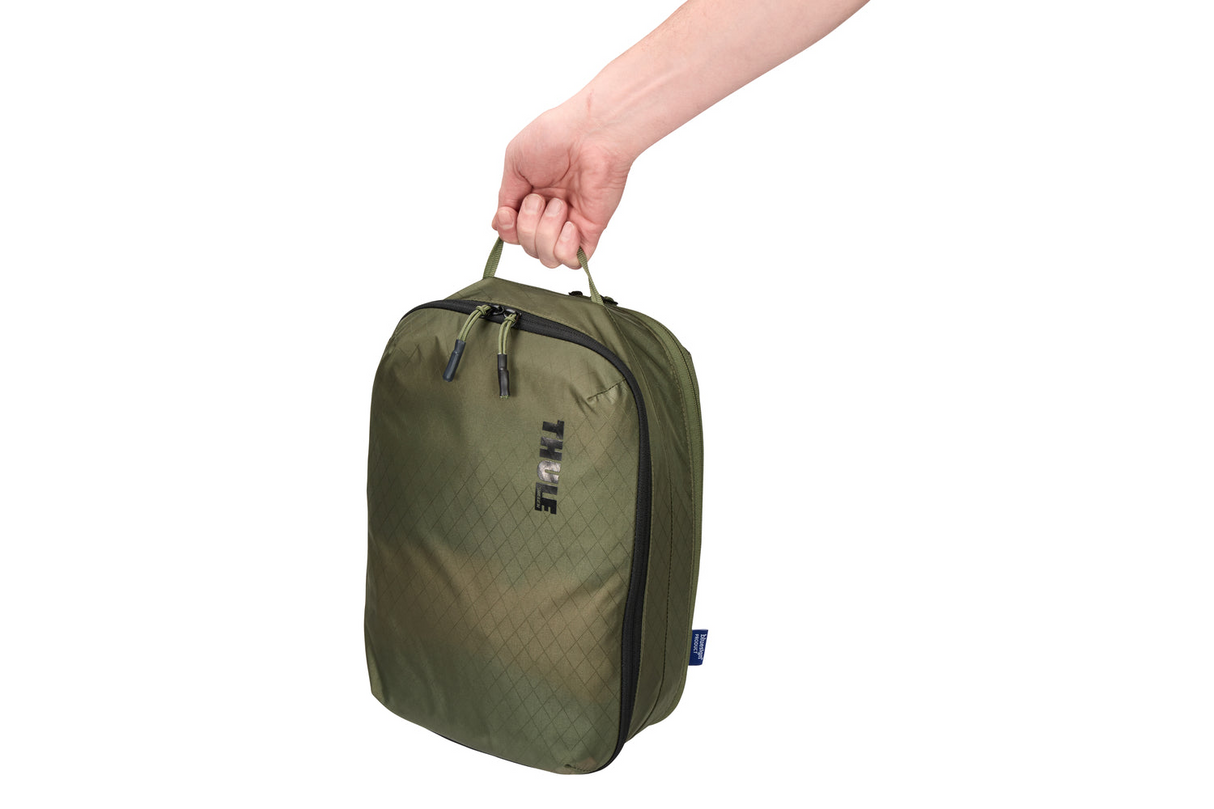 THULE 34x24cm Clean & Dirty Packing Cube Travel Storage Bag w/ TPU Divider in Soft Green