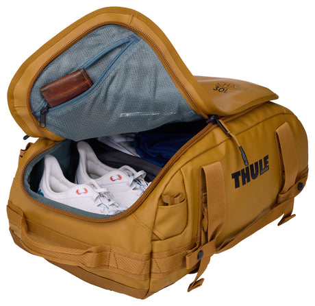 Thule Chasm 30L Duffel Overnight Bag Convertible Backpack Duffle in Golden