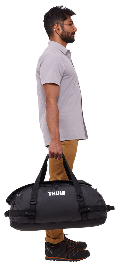 Thule Chasm Duffel Bag 40L in Black
