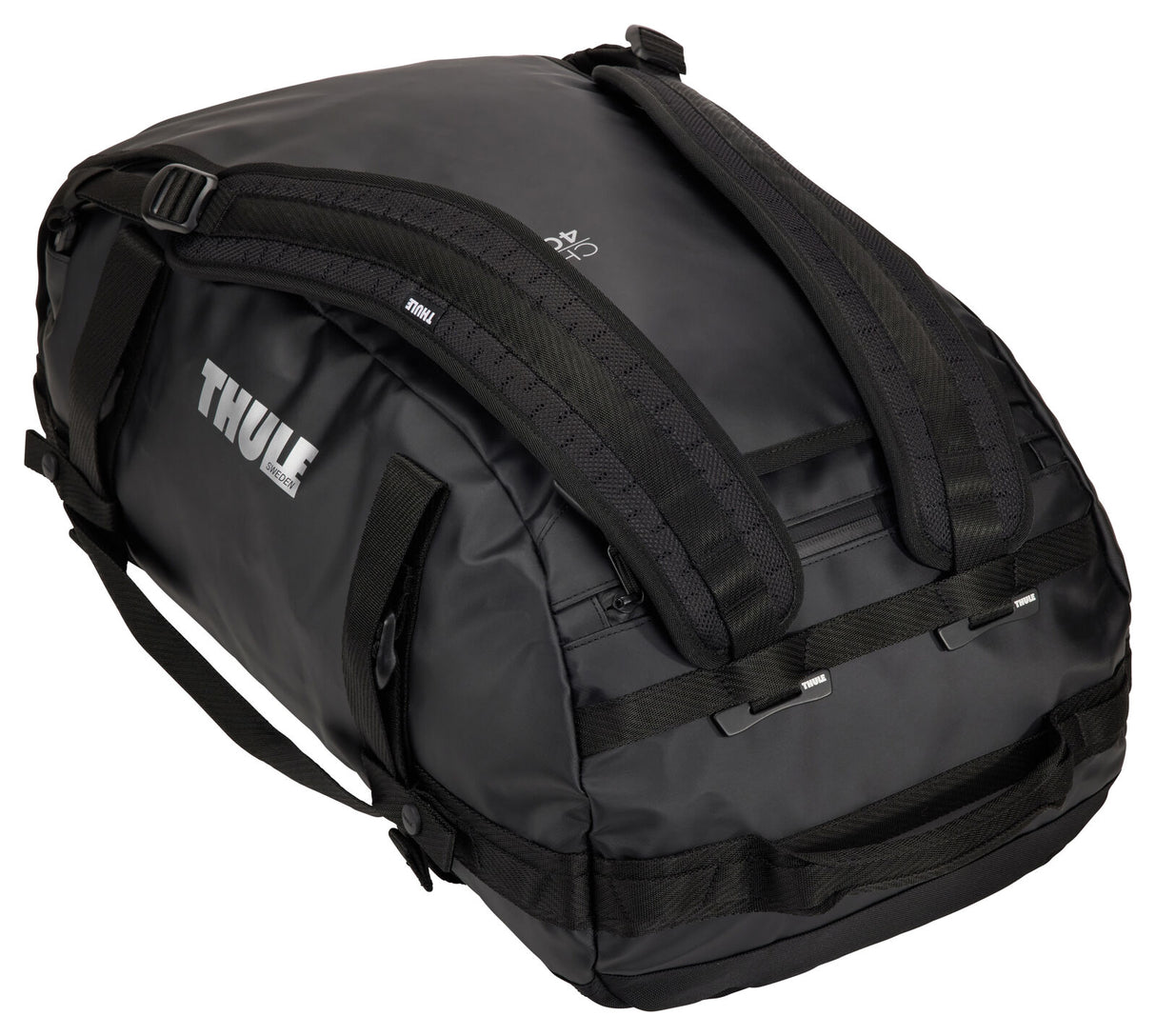 Thule Chasm Duffel Bag 40L in Black