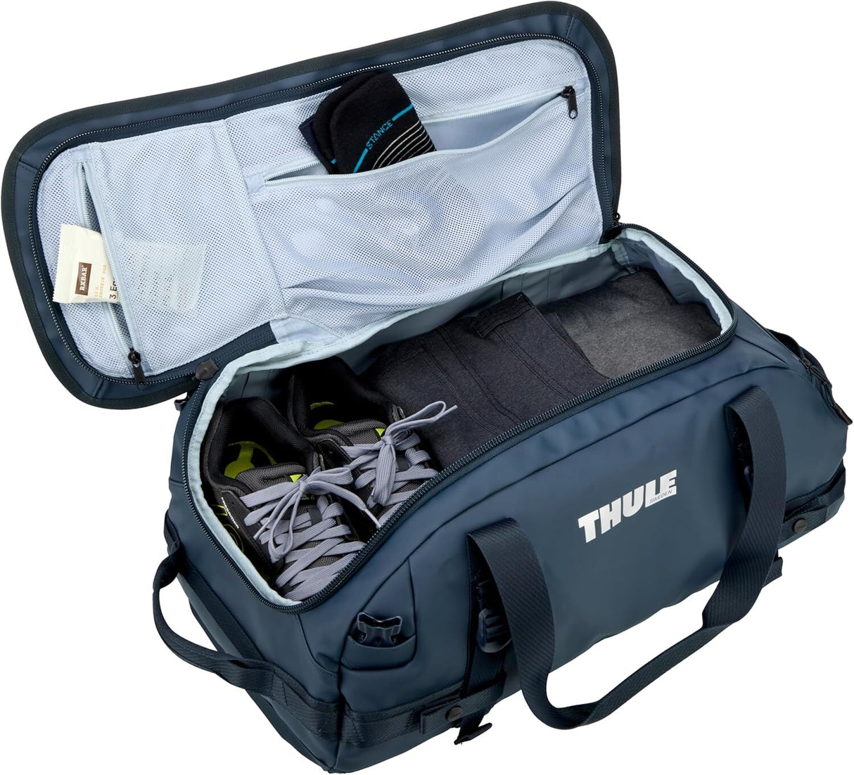 Thule Chasm 40L Duffel Bag Convertible Backpack Duffle in Darkest Blue