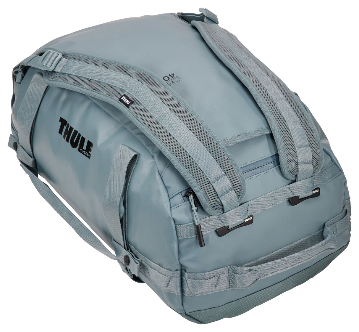 Thule Chasm 40L Duffel Overnight Bag Convertible Backpack Duffle in Pond
