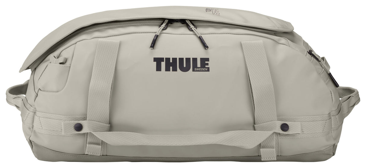 Thule Chasm 40L Duffel Overnight Bag Convertible Backpack Duffle in Sand