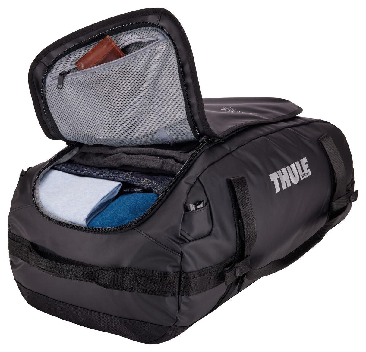 Thule Chasm 70L Duffel Overnight Bag Convertible Backpack Duffle in Black