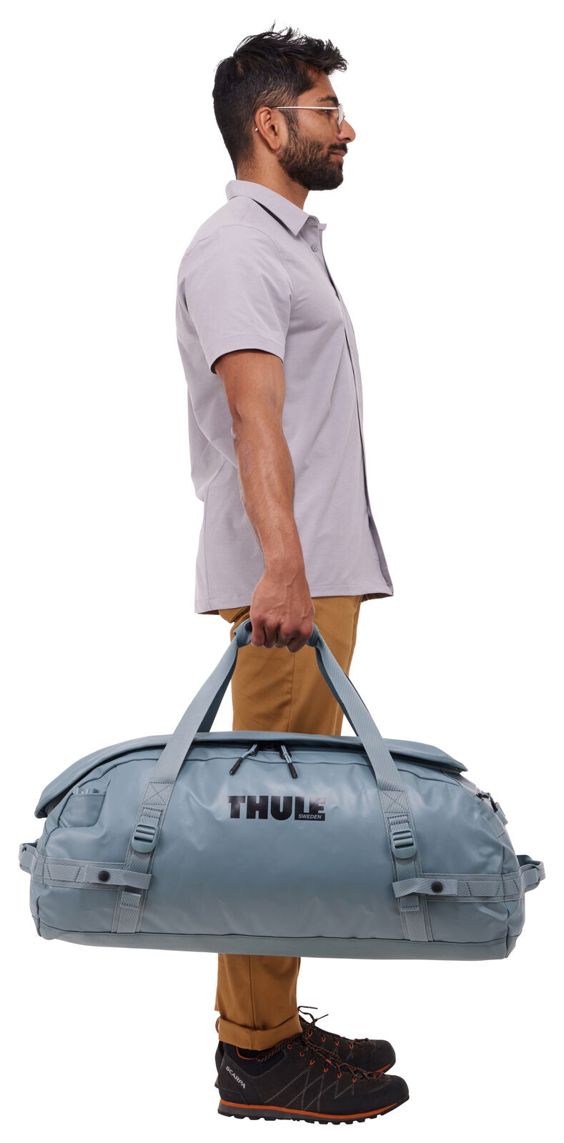 Thule Chasm 70L Duffel Overnight Bag Convertible Backpack Duffle in Pond
