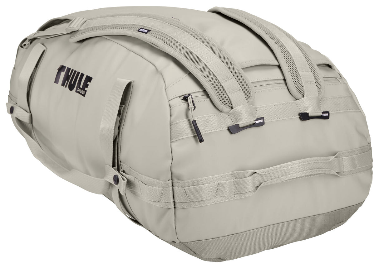 Thule Chasm 70L Duffel Overnight Bag Convertible Backpack Duffle in Sand