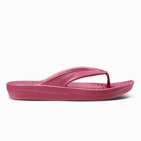 Joybees Womens Varsity Flip Flops Thongs Summer Sandals in Solid Beetroot