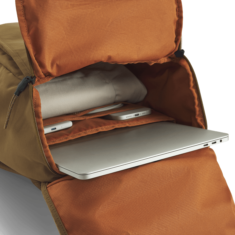 Thule Paramount 20L Daypack Lite Backpack - Nutria Brown (w/ 16" Laptop Sleeve)