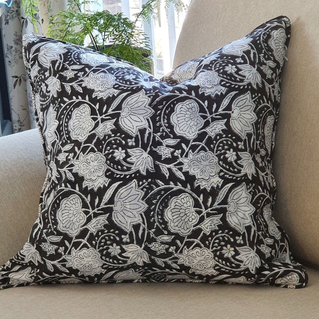 Kolka Black Floral Cotton Voile Decorative Cushion Cover - Black