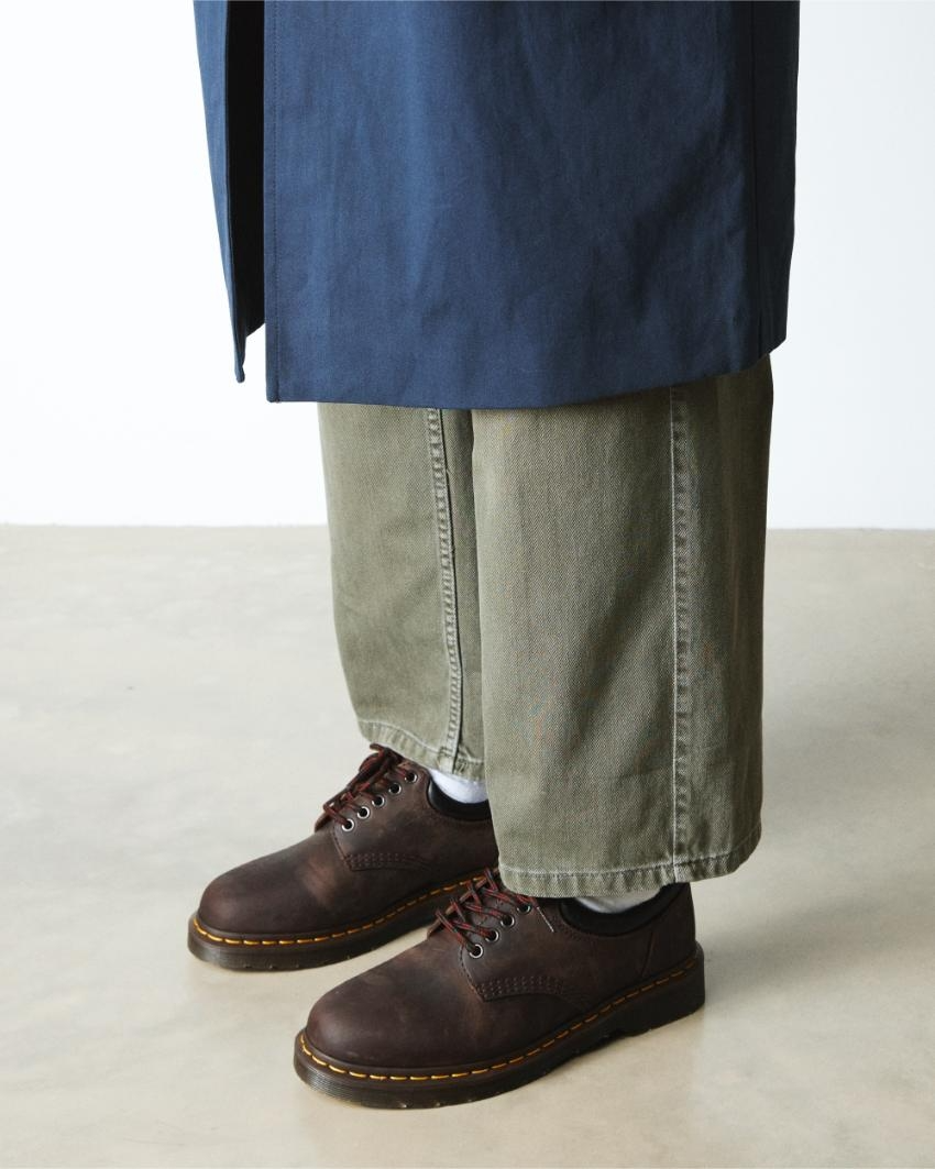 Dr. Martens 8053 Crazy Horse Leather Shoes in Brown