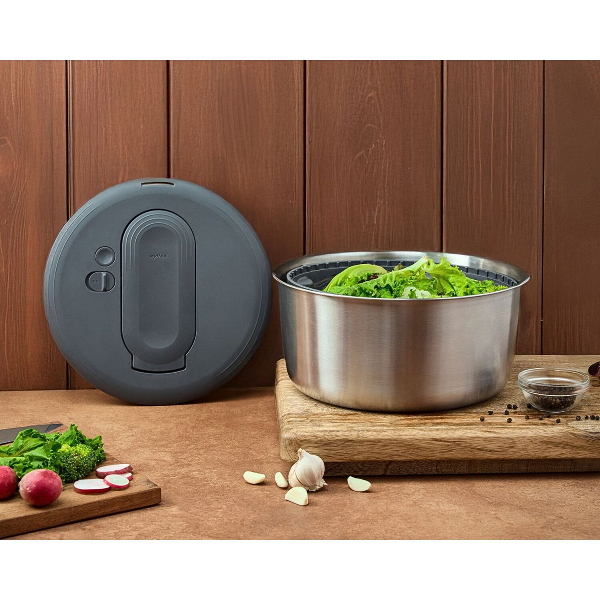 Zyliss Swift Dry Salad Spinner Stainless Steel AquaVent One-Hand Pump - Large