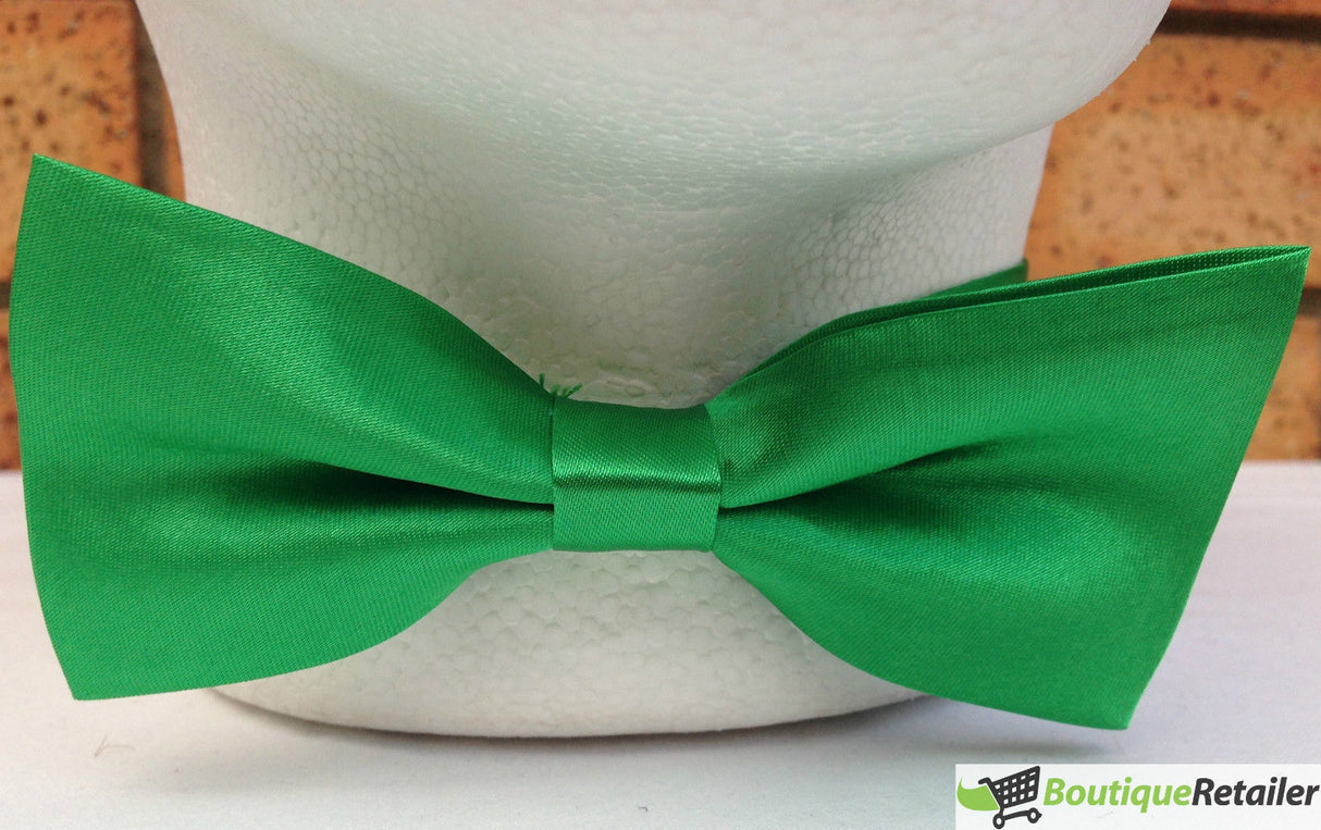 Mens Large Green Bow Tie (Pre-Tied Classic Formal Necktie)