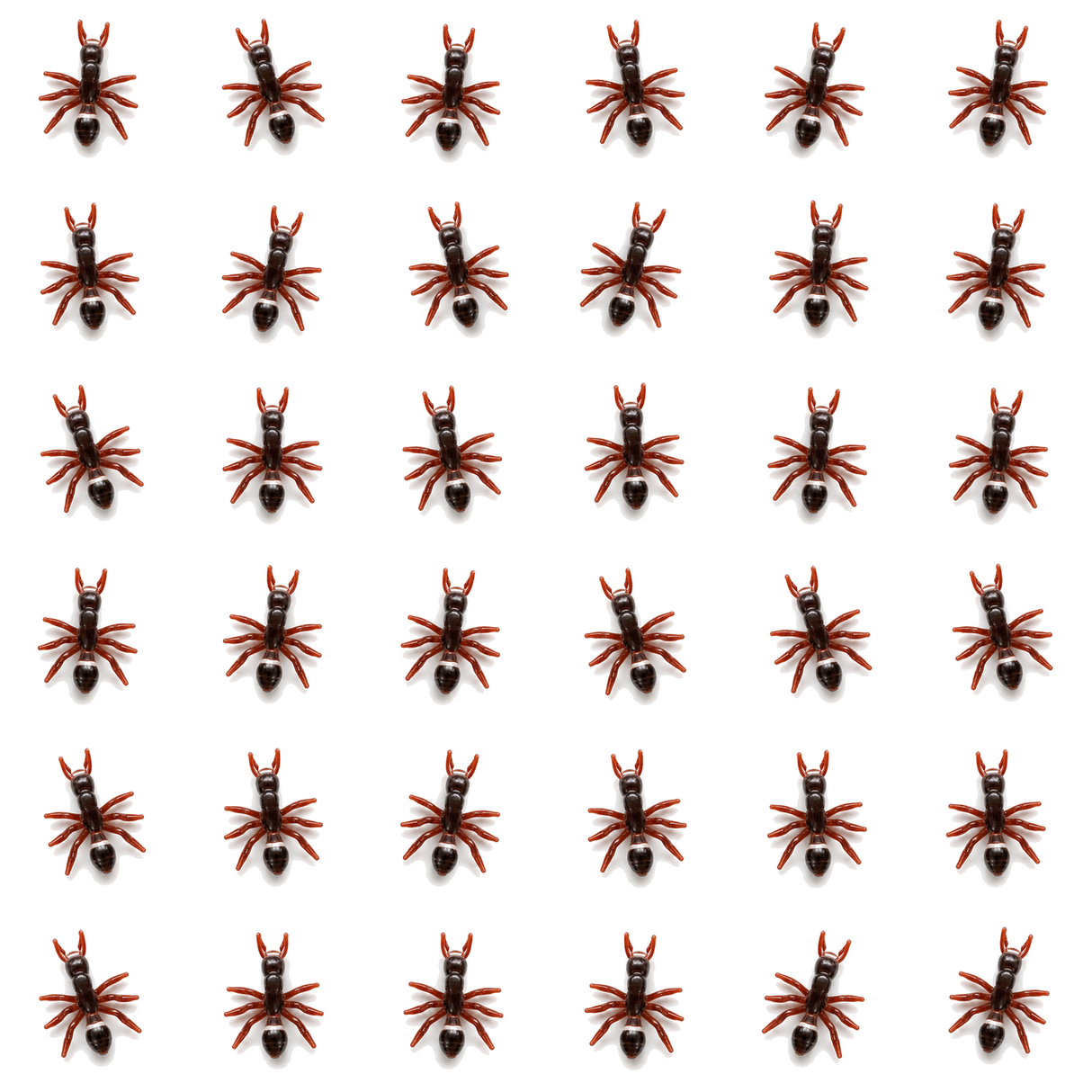 36x Mini Fake Ants Trick Toy Pack - Halloween Prank Bug Set (Scary Gag)
