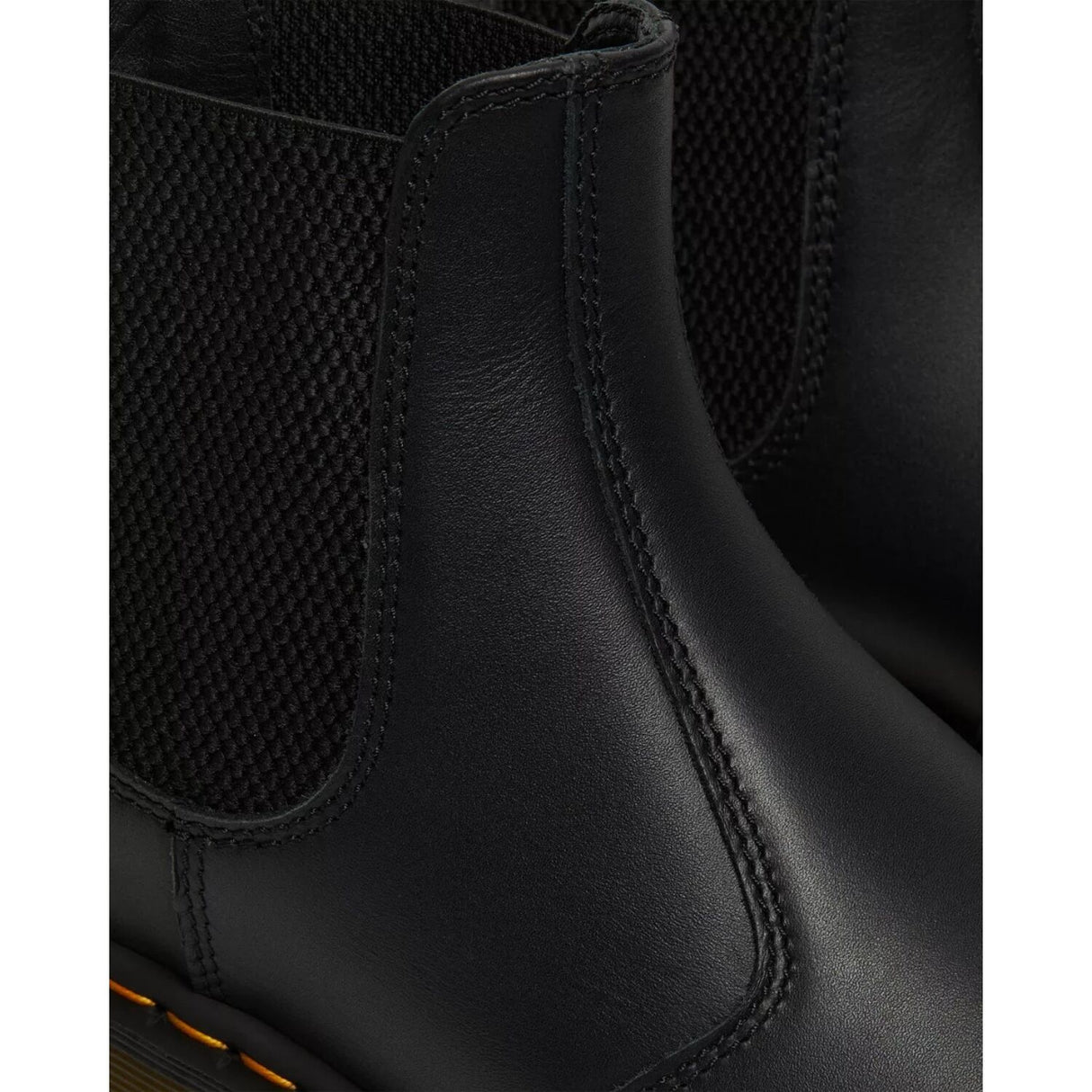 Dr. Martens 2976 Chelsea Boots Nappa Leather Goodyear Welt AirWair Sole in Black