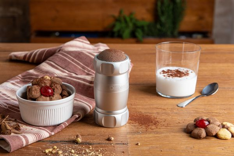 Marcato Aluminium Flour Dispenser/Shaker for Pasta & Baking (Sugar Sifter) - Silver