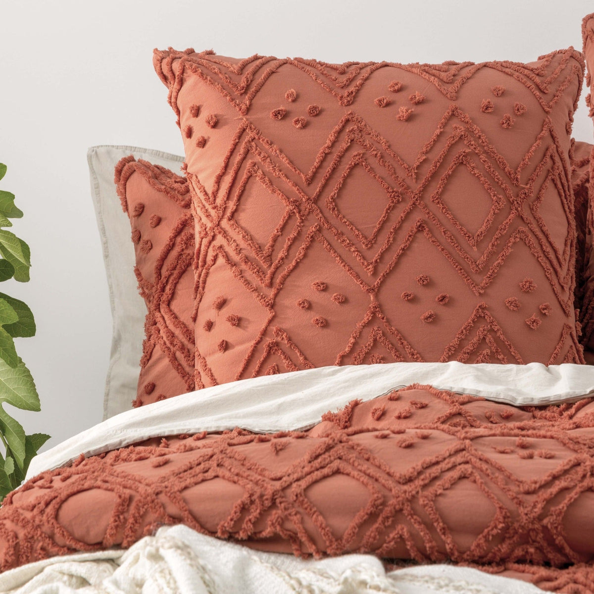 Park Avenue Medallion Vintage Washed Tufted Cotton Quilt Cover Set - Auburn