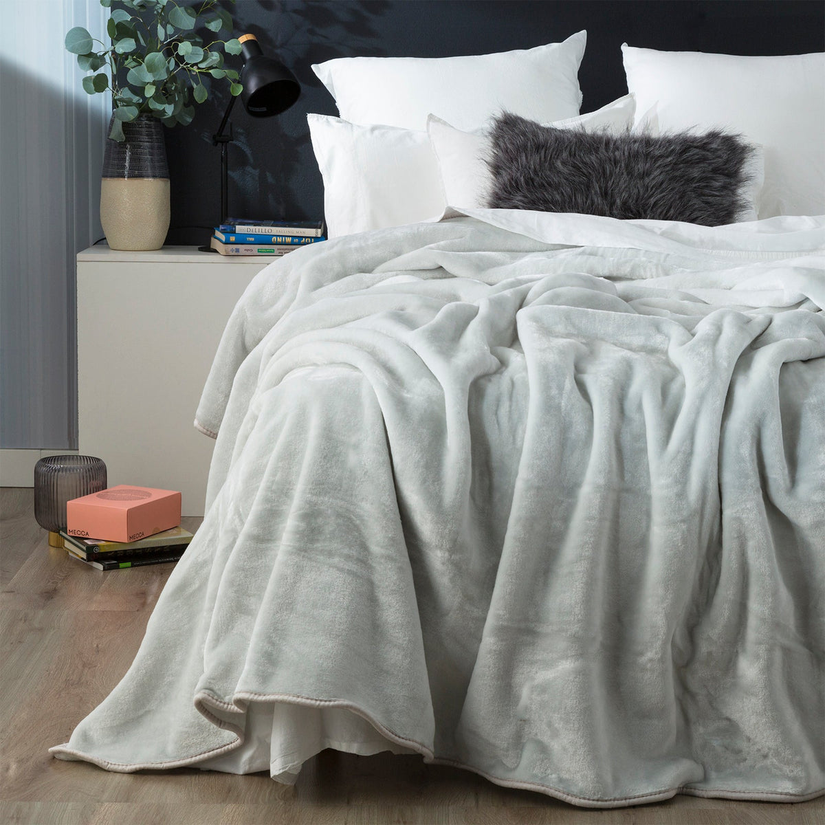 Renee Taylor Heavy Weight Acrylic Mink Blanket - Dove (220 x 240cm)