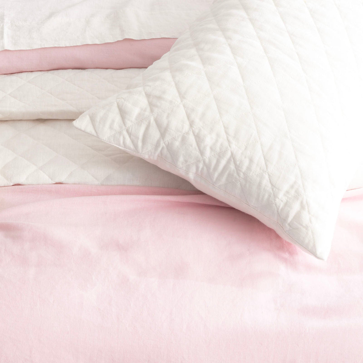 Renee Taylor Cavallo Stonewashed French Linen Quilted Coverlet Set - White (OEKO-TEX Certified Bedspread)