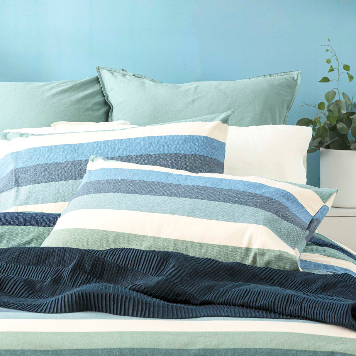 Renee Taylor Ornate 300TC Cotton Reversible Quilt Cover Set (OEKO-TEX Certified)