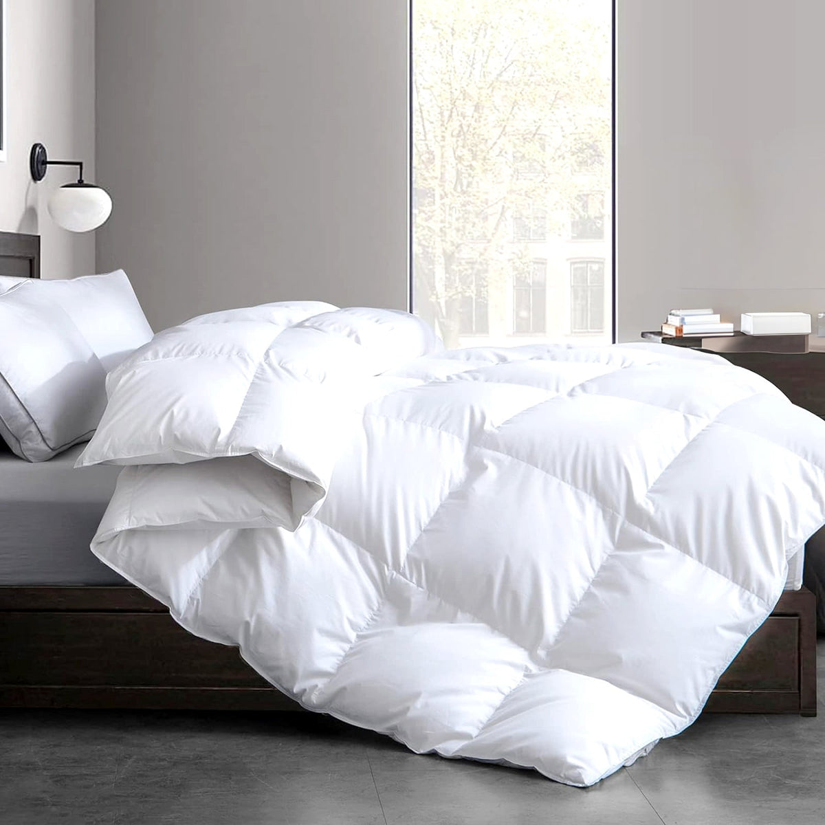 Renee Taylor Ultimate 80% White Goose Down & Feather Quilt