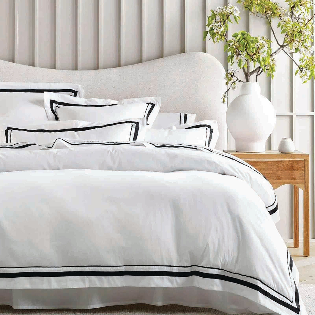 Renee Taylor Cloud 1000TC Egyptian Cotton Bed Sheet Set - White/Charcoal (OEKO-TEX Certified)