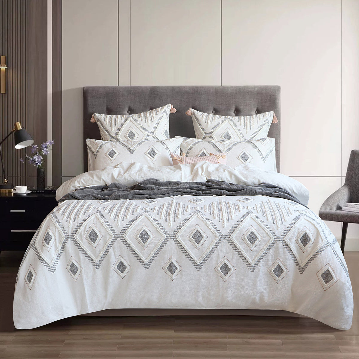 Renee Taylor Zuma Stonewashed Tufted Cotton Quilt Cover Set - White (Made in Green Certified)