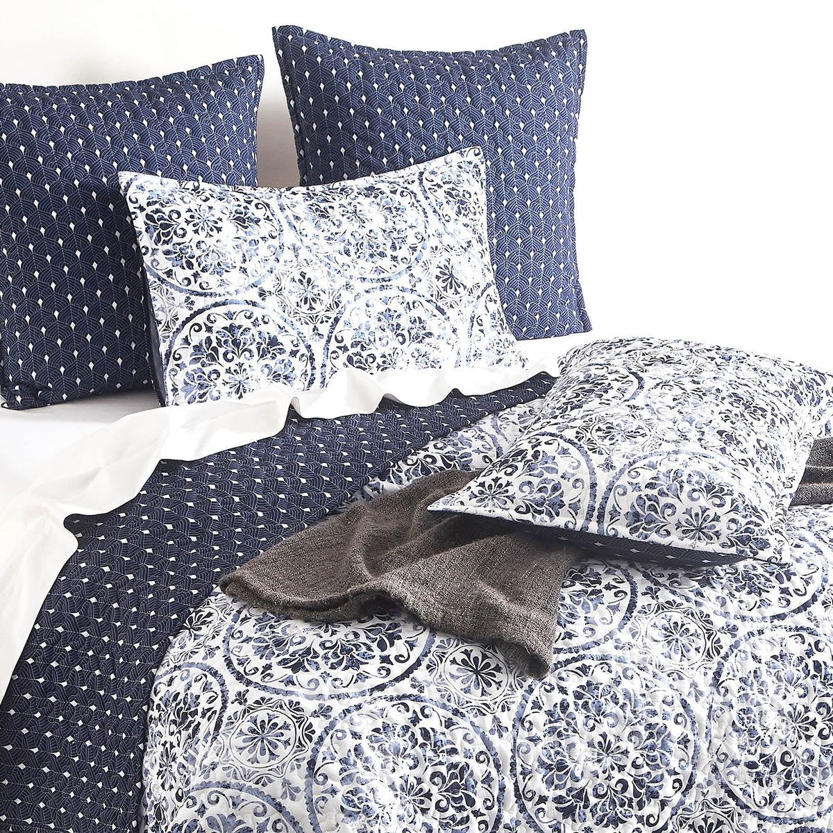 Renee Taylor Delos Quilted Reversible Coverlet Set - Blue/White (Medallion Print Bedspread)