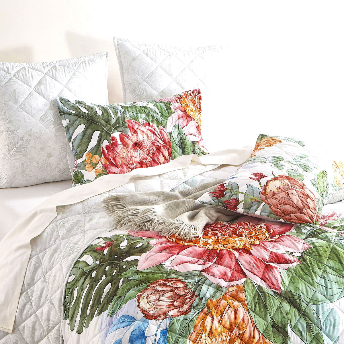 Renee Taylor Florence Quilted Reversible Coverlet Set - Multicoloured (Botanical Floral Print Bedspread)