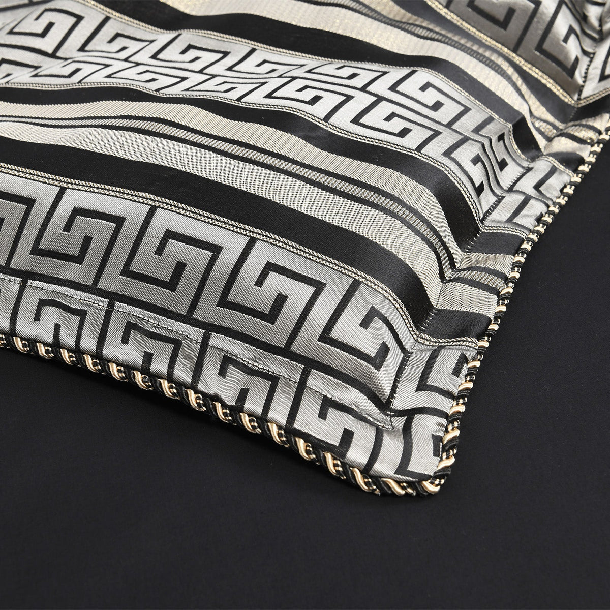 Renee Taylor Regalia Mayana Jacquard Damask Quilt Cover Set (OEKO-TEX Certified)