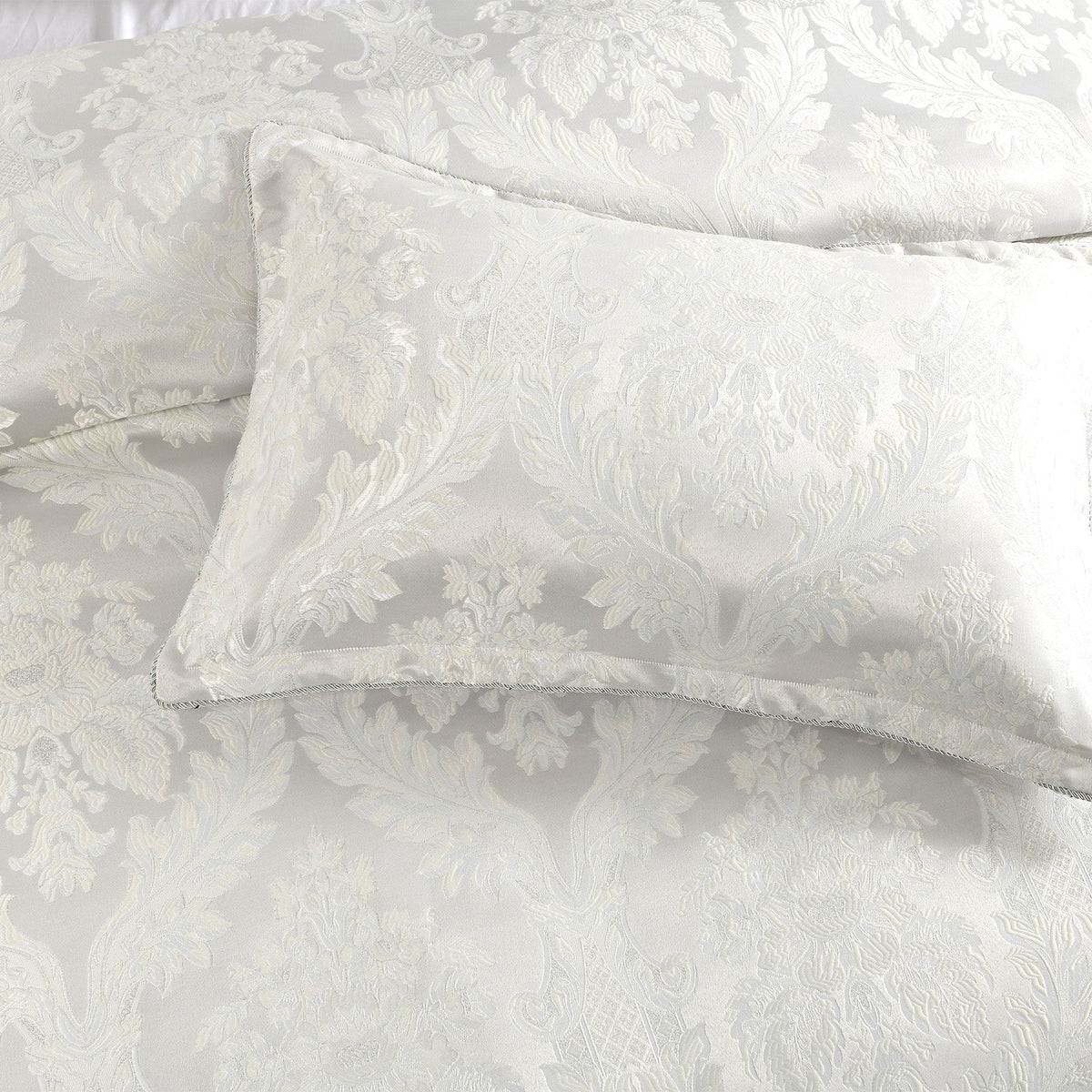 Renee Taylor Regalia Amalia Jacquard Damask Quilt Cover Set (OEKO-TEX Certified)