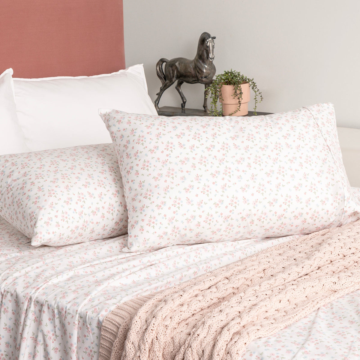 Renee Taylor Ditsy 300TC Organic Cotton Sheet Set - Pink Mini Leaf Print (GOTS Certified)