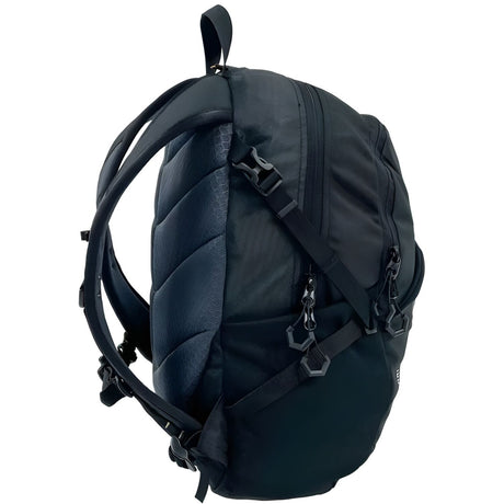 BlackWolf Kalbarri Day Pack 20L Hydration Compatible Air Mesh Harness in Jet Black