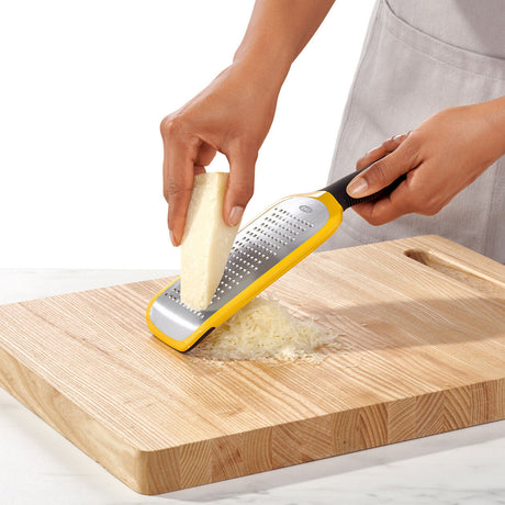 OXO Good Grips Medium Grater – Etched Stainless Steel Blade Non-Slip Handle for Cheese Vegetables Citrus