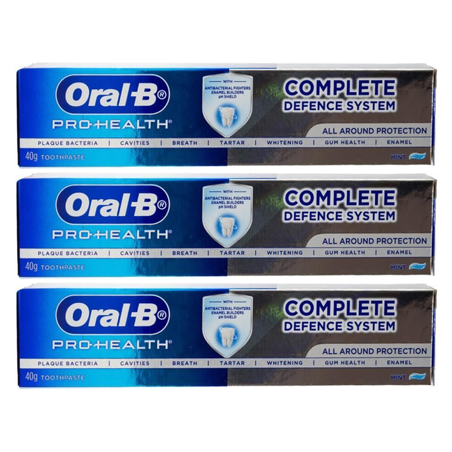 3x Oral-B 40g Mint Fluoride Toothpaste Pack - Complete Defence System (Travel Size)