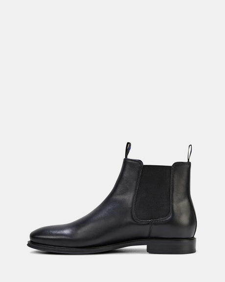 Julius Marlow Longreach Leather Chelsea Boots in Black