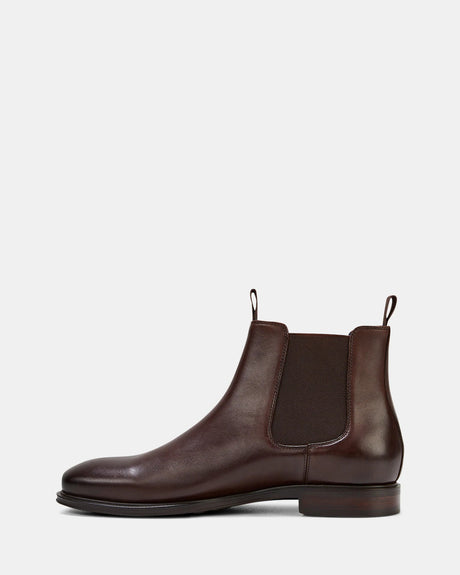 Julius Marlow Longreach Leather Chelsea Boots in Mocha