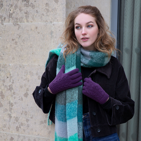 Dents Womens Cable Knit Yarn Lined Gloves - Amethyst (One Size)