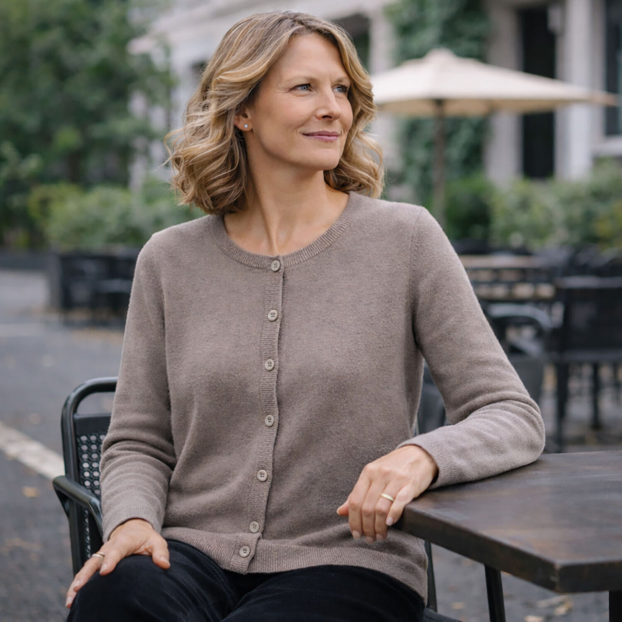 idyl Womens Cashmere Wool Fine Knit Button Cardigan - Taupe (Regular Length Sweater)
