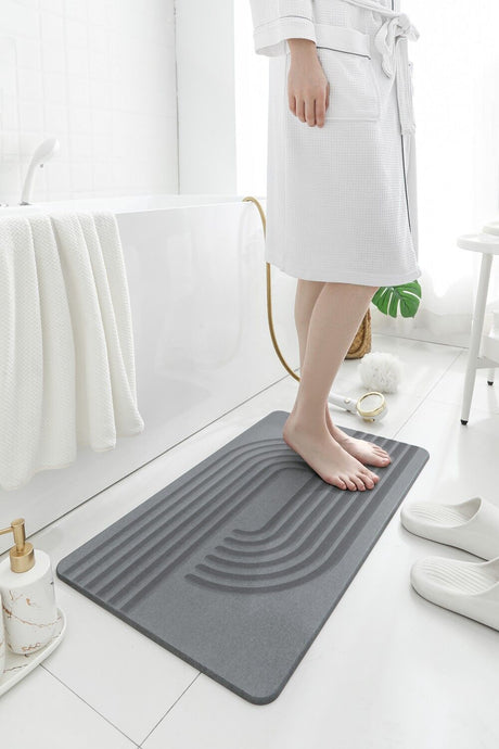 Hard Diatomite Large Bath Mat (Engraved Curves and Lines) - Dark Grey