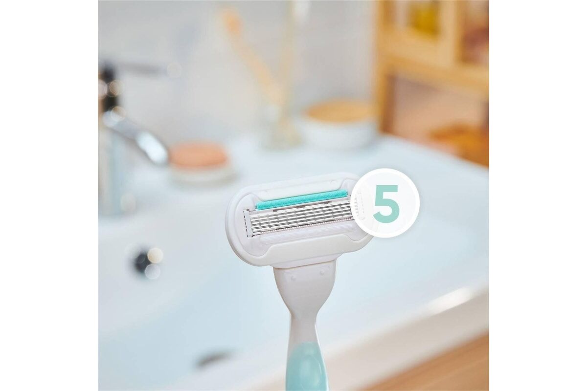 Gillette Venus Womens 3-Blade Razor - Smooth Sensitive (Handle + 2 Cartridges)