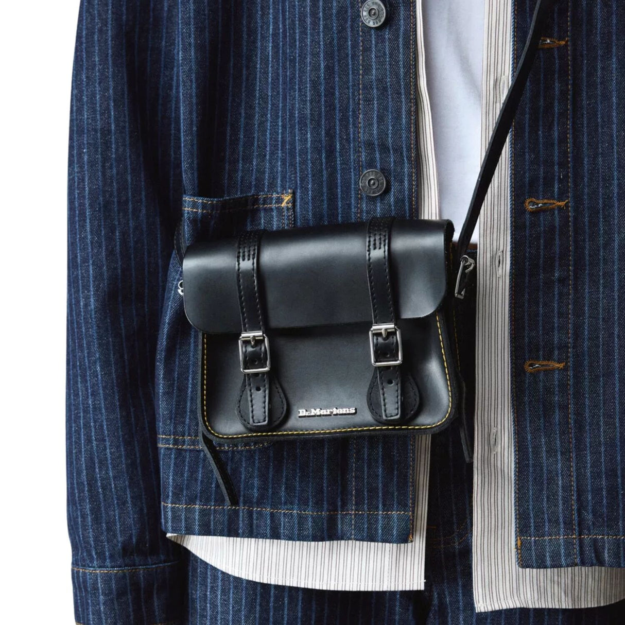 Dr. Martens 7 Inch Satchel Bag Leather Shoulder Crossbody Magnetic Buckle in Black Kiev