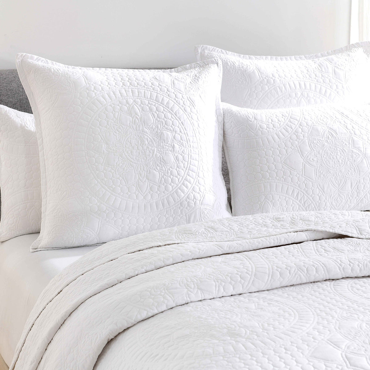Renee Taylor Asher Jacquard Coverlet Set - White (OEKO-TEX Certified Bedspread)