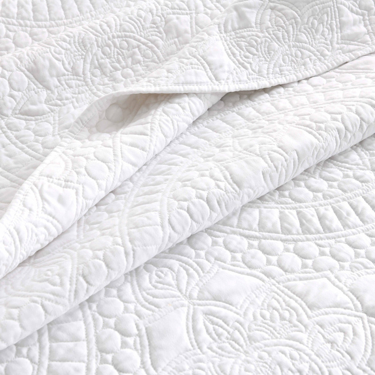 Renee Taylor Asher Jacquard Coverlet Set - White (OEKO-TEX Certified Bedspread)
