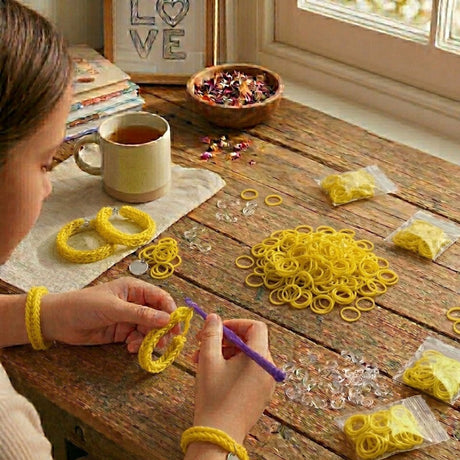 1200pcs Yellow Loom Bands Refill Kit - Kids DIY Rubber Bracelet  Craft Set w/ 12 S Clips & 1 Hook