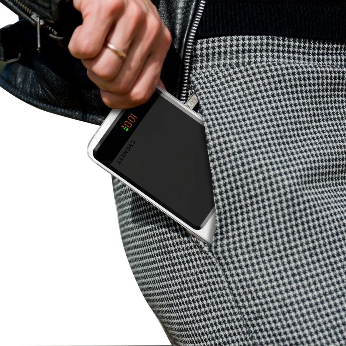 Cygnett Magnetic Wireless Power Bank 10K Magsafe Compatible - Black