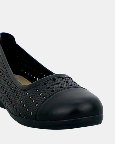 Panache Womens Minns Casual Shoes w/ Slight Heel Bump in Black