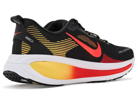 Nike Vomero 18 Mens Road Running Shoes - Black/Crimson (Athletic Sneakers/Runners)