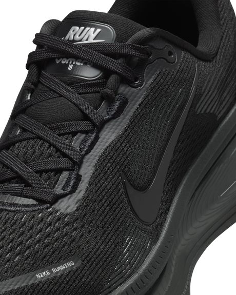 Nike Vomero 18 Womens Road Running Shoes - Black-Grey (Athletic Sneakers/Runners)