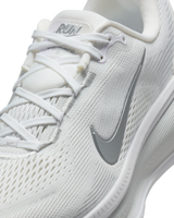 Nike Vomero 18 Womens Road Running Shoes - White-Silver (Athletic Sneakers/Runners)